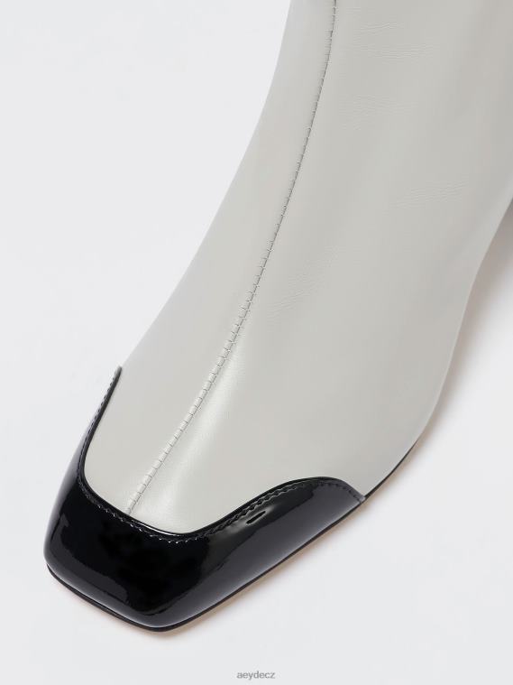 obuv 46J8D76 křída/černé tele/patent Aeyde suki